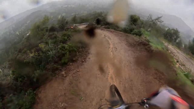 The Race That Broke My Leg 😬 смотреть онлайн