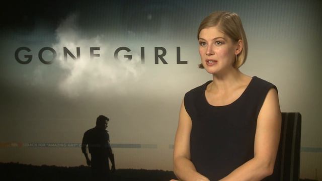 Rosamund Pike talks about her thrilling performance in Gone Girl. смотреть онлайн