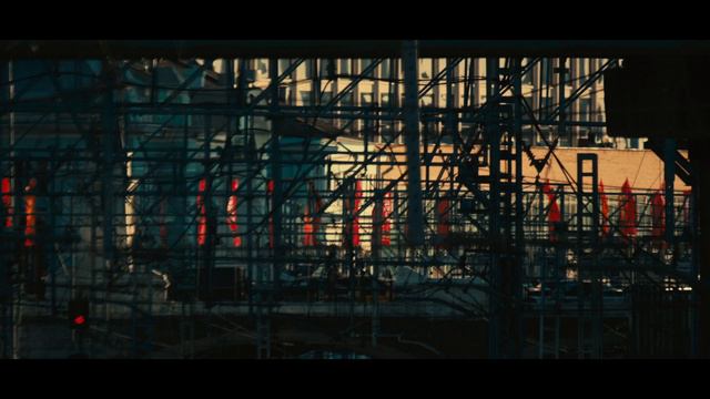 Городской натюрморт (Sony FX30 + TAMRON 18-300mm F / 3.5-6.3 Di III-A VC VXD)