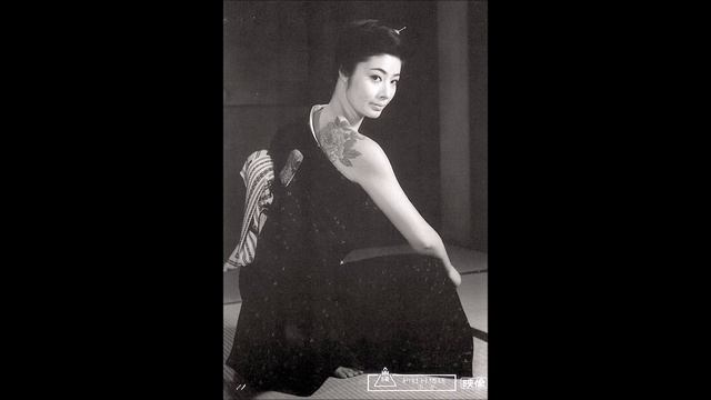 【歌う女優】藤純子「女一匹のブルース」～japanese TATTOO movie～ смотреть онлайн