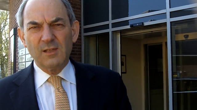 Job Cohen spreekt met NUB! смотреть онлайн