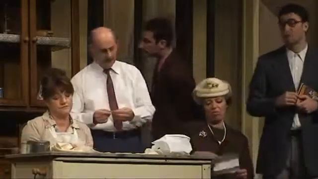 Commedia Sabato, Domenica e Lunedi di E. De Filippo - Compagnia L'Anfiteatro смотреть онлайн