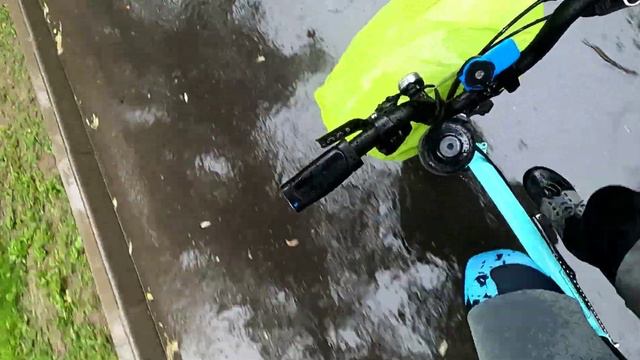 Как обычно. Short rain cycling смотреть онлайн