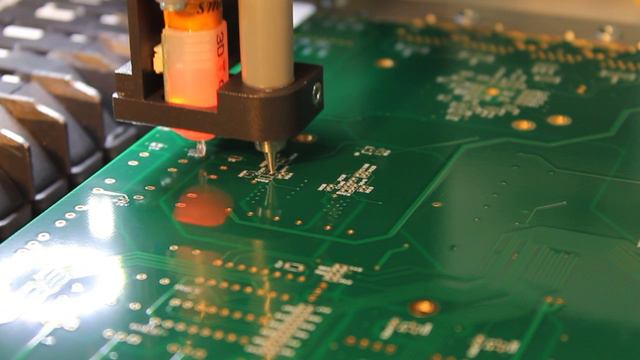 Сатурн-Атлас, комбинированный автоматический SMD-установщик и дозатор пасты смотреть онлайн