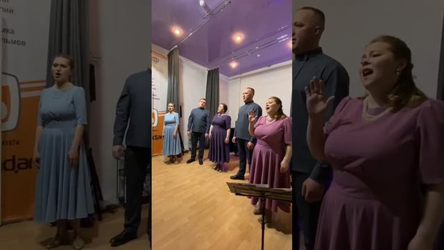 Вот это мощь! Старинная песня «Жаворонок» – поёт ансамбль «Пташица» #народнаяпесня смотреть онлайн