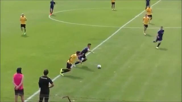 Agustin Celentano - Lateral Derecho/Right Side 2018 смотреть онлайн