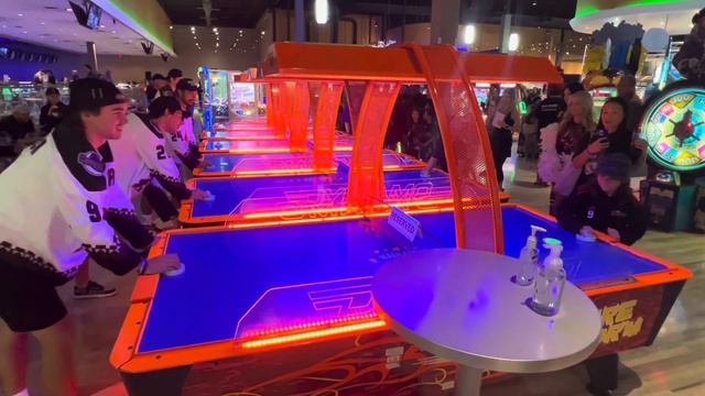 Clayton Keller, Barrett Hayton, Matt Dumba and JJ Moser playing air hockey vs fans смотреть онлайн