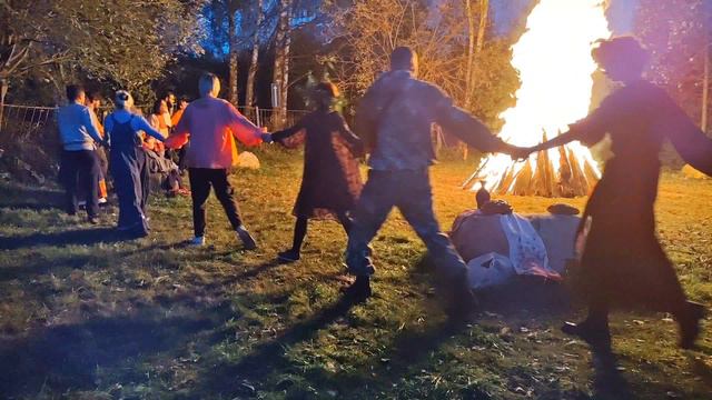 Костер хоровод 22 окт 2024 смотреть онлайн