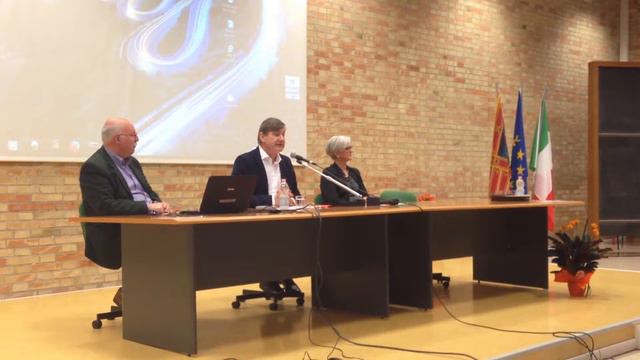 Mario Moretti Polegato all'Itis Fermi di Treviso смотреть онлайн