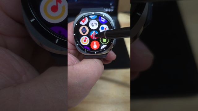Как создать папки с приложениями на Galaxy Watch Ultra, Watch 7 смотреть онлайн