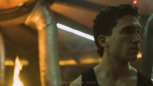 Gif de Denver | La Casa de Papel смотреть онлайн