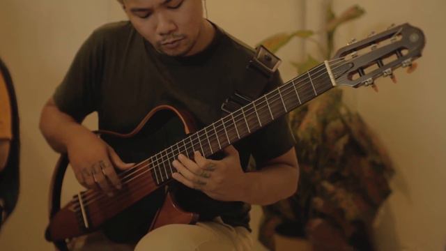 Through The Fire - Chaka Khan (Cover) Live Session ft. Roommate Project смотреть онлайн