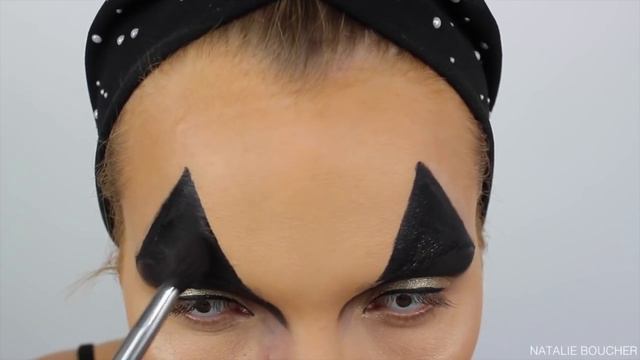 HALLOWEEN CLOWN MAKEUP TUTORIAL | Natalie Boucher смотреть онлайн