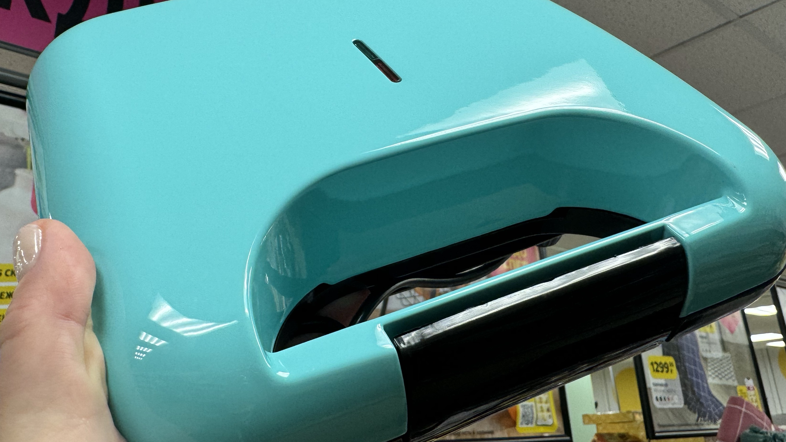 ЧИЖИК | НОВЫЙ ЗАВОЗ смотреть онлайн