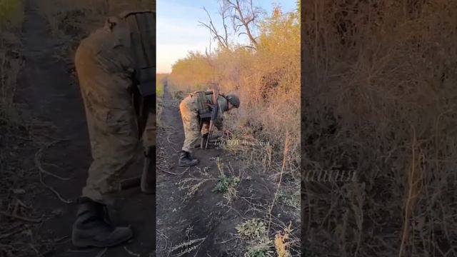 Работают смотреть онлайн