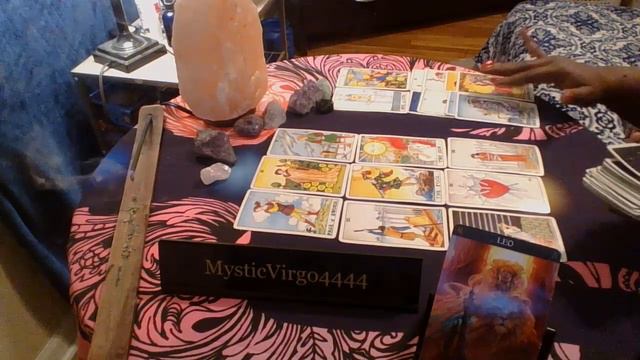 LEO---WALK AWAY--TIMELESS READING смотреть онлайн