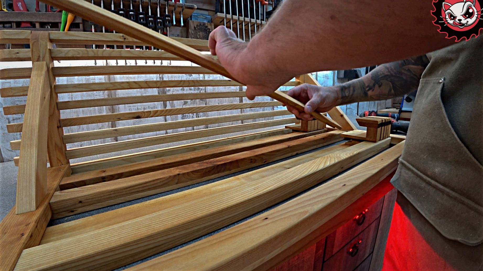 Липовая мебель не по шаблону. смотреть онлайн