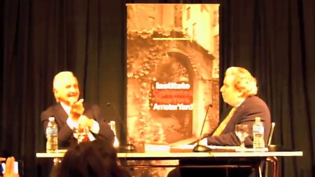 Carlos Fuentes habla de Onetti смотреть онлайн