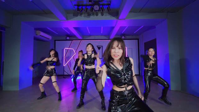 Mafia in the Morning - ITZY (dance cover) by B*TCHY TEAM 1991 dance studio смотреть онлайн