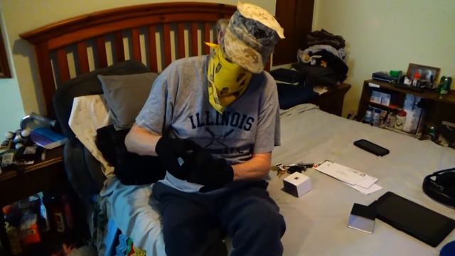 My Dad unboxing the Raid Ring from Destiny 2 смотреть онлайн