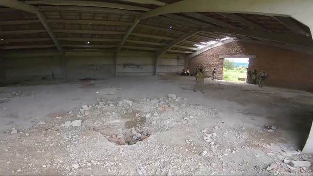 БОМБИЧЕНСКИЙ AUG В ДЕЛЕ. СТРАЙКБОЛ смотреть онлайн