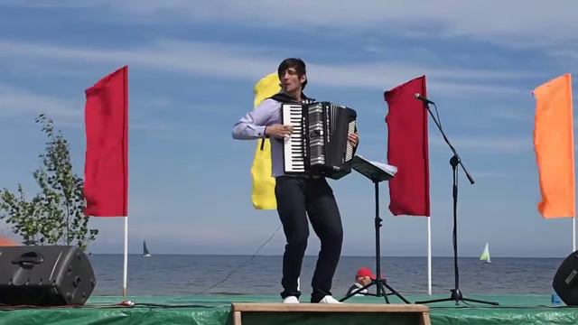 Latcho Drom - La Verdine By Rim Bravura #gypsyjazz #accordion #mafia #gamesoundtrack