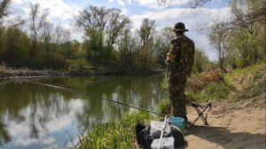 Рыбалка в Мае - Караси, Ондатры и Злобные Ящерицы, Ловля на поплавок и фидер