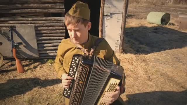 В землянке смотреть онлайн