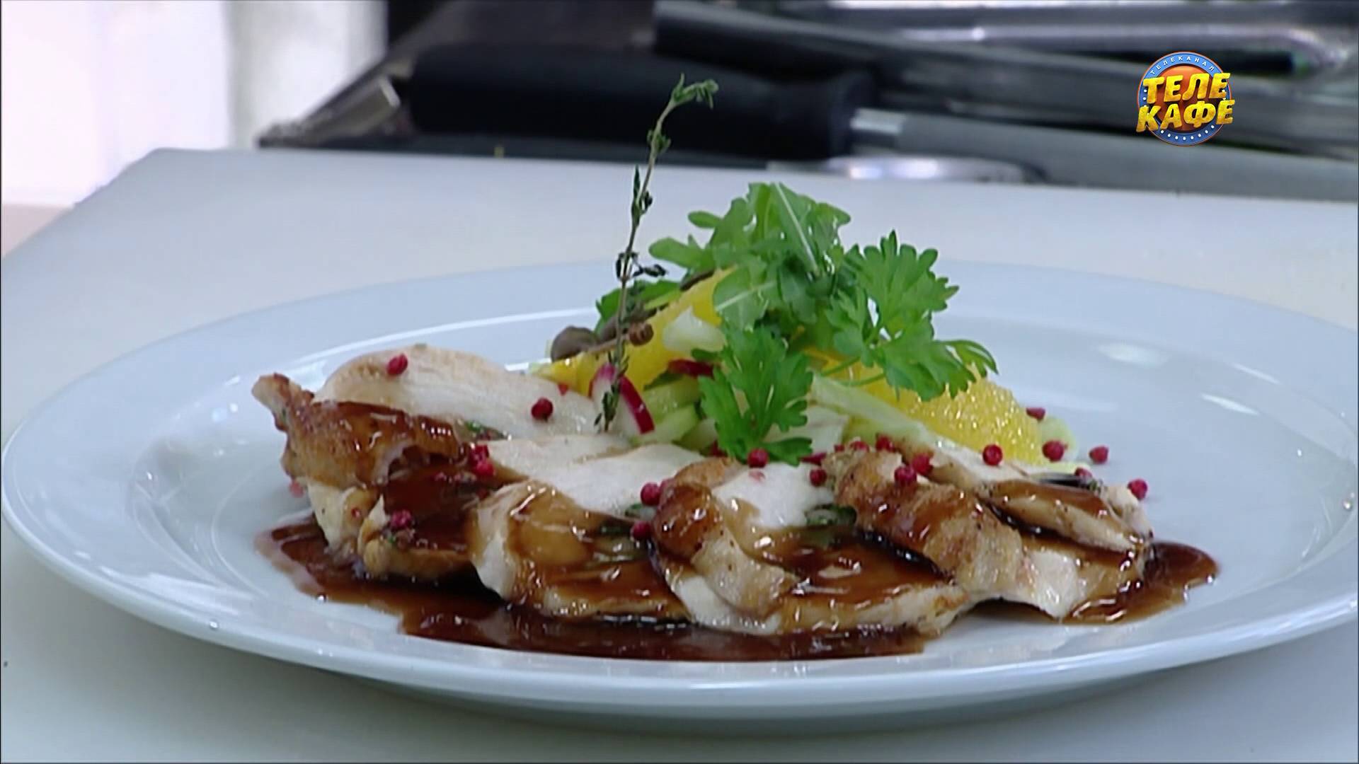 РЕЦЕПТЫ ОТ ШЕФА. Филе лосося c морскими гребешками Куриная грудка c рукколой и тигровыми креветками смотреть онлайн