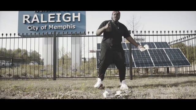 Hollo l Three 6 Mafia "Who Run It" FREESTYLE смотреть онлайн