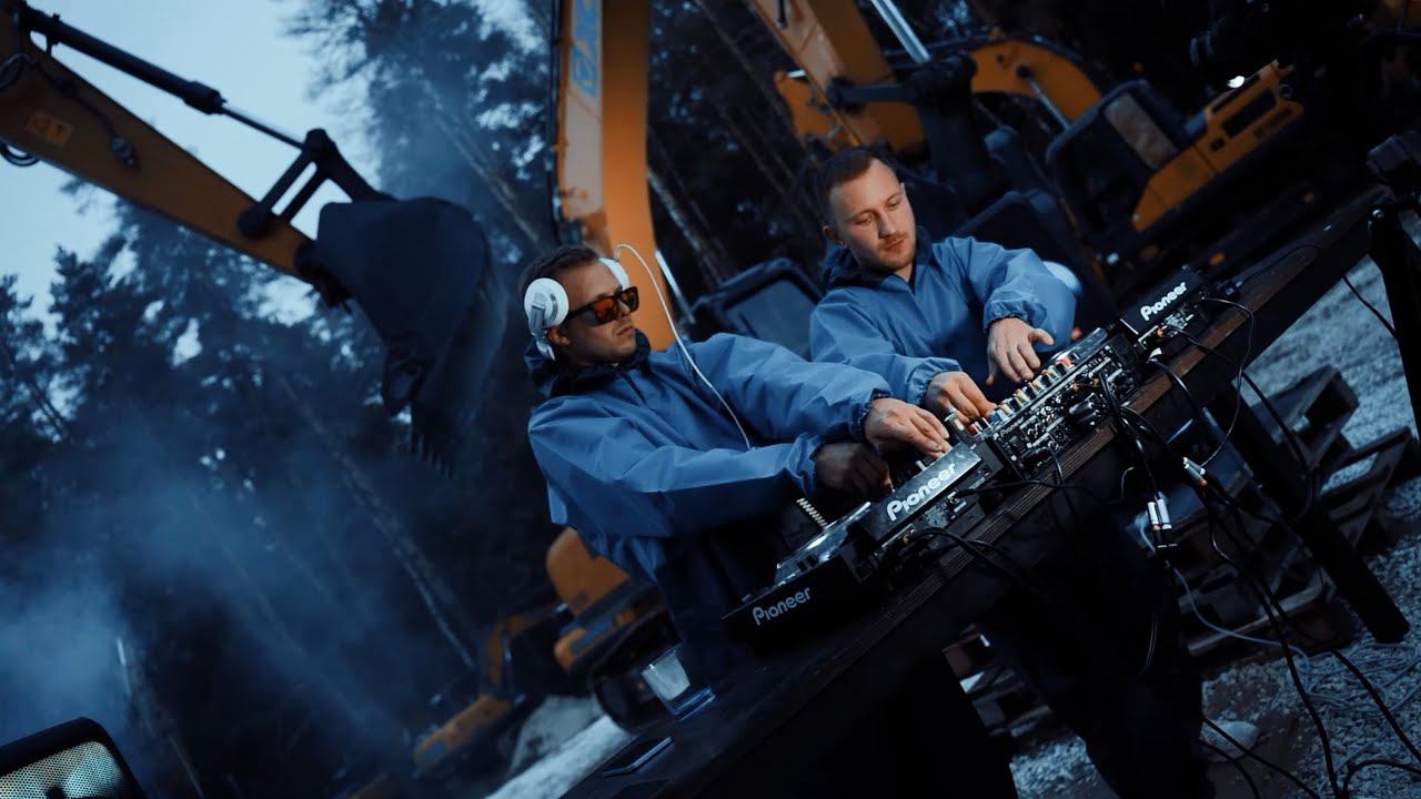 Antonov & Alex Aveiro - Excavators Party DJ Set (Indie Dance & Progressive House Mix) смотреть онлайн
