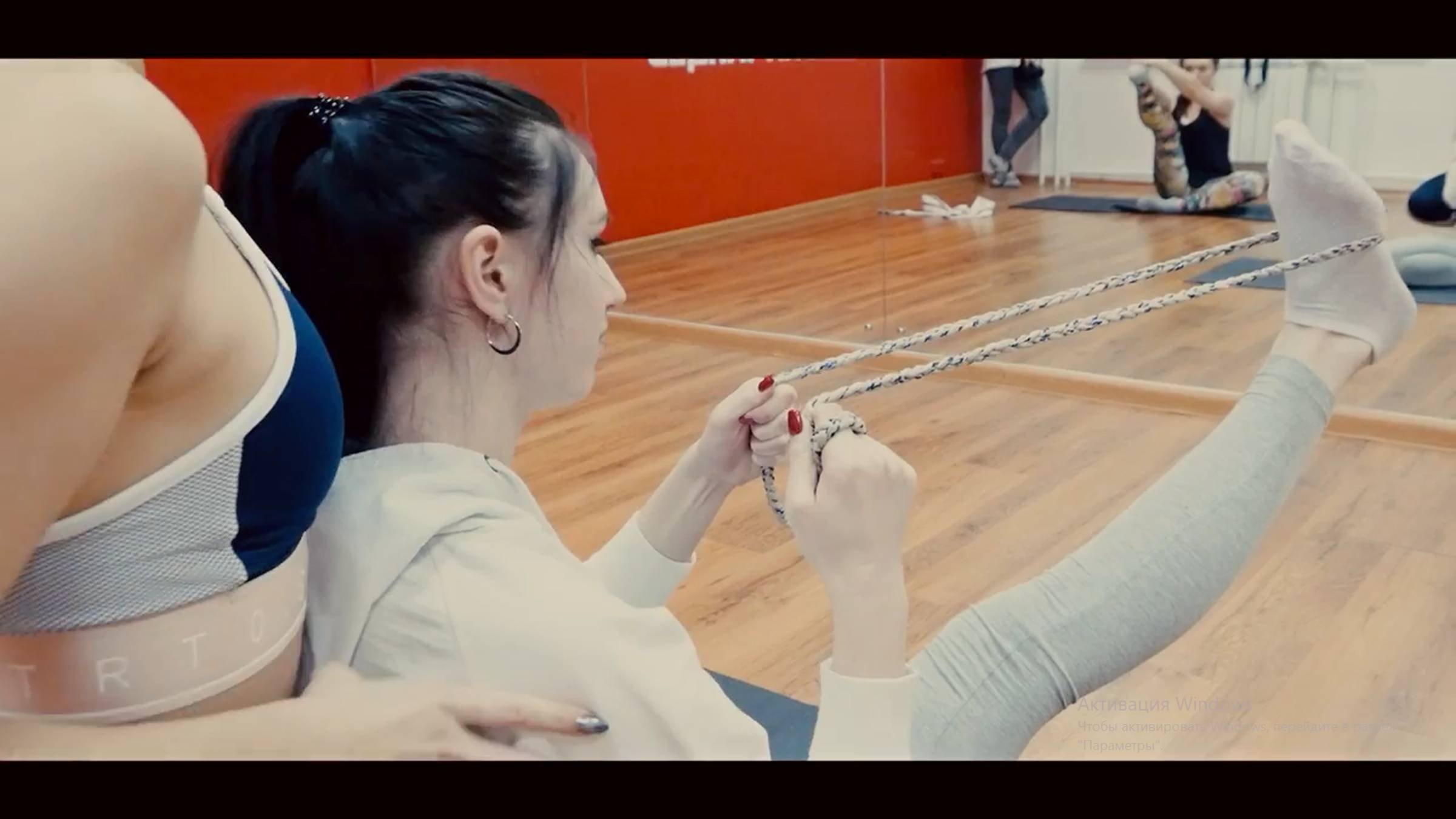 Стретчинг, красивый шпагат в Белгороде! Уроки растяжки в школе танцев Dance Life смотреть онлайн