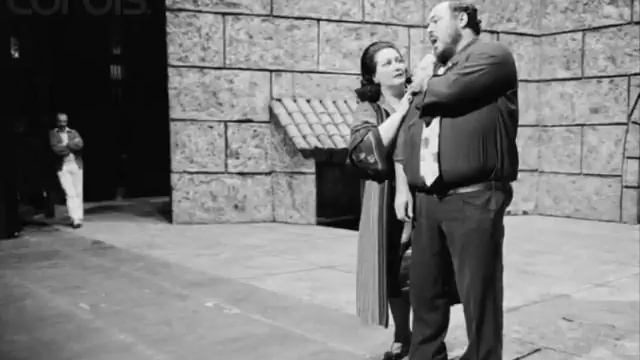 Montserrat Caballé & Luciano Pavarotti. Vicino a te. Andrea Chenier. смотреть онлайн