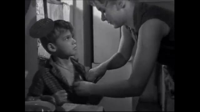 Фрагмент из к/ф Огурцы