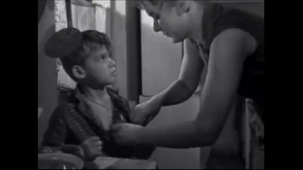 Фрагмент из к/ф Огурцы