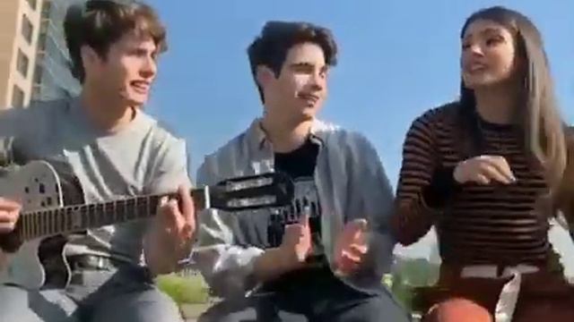ISABELLA SOUZA , JULIO PENA , GUIDO MESSINA CANTAN "Voy Por Más" смотреть онлайн