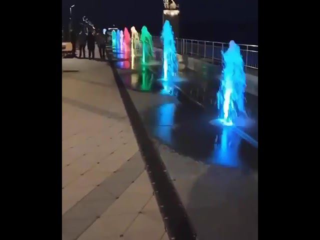 фонтаны на набережной реки ВОЛГА