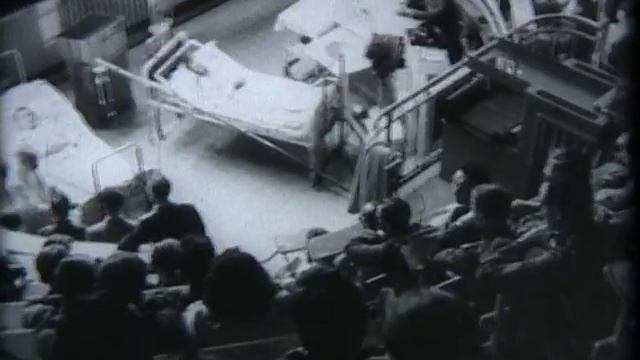 DW 1943 44 685 Sauerbruch смотреть онлайн
