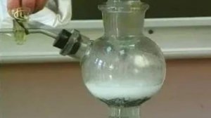 Химия. Взаимодействие водорода с оксидом меди (II)