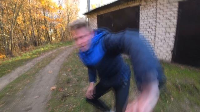 мне забили стрелку и разбили телефон