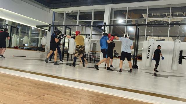Varyag Fight Gym (Митино). Бокс 27.09.2024 смотреть онлайн