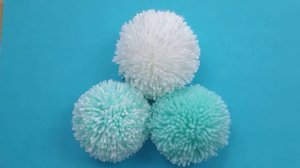 Как сделать помпон из пряжи быстро видео. Помпоны мята