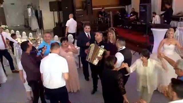 1 Nescha i Andreea Svadba i Krstenje 2018 смотреть онлайн