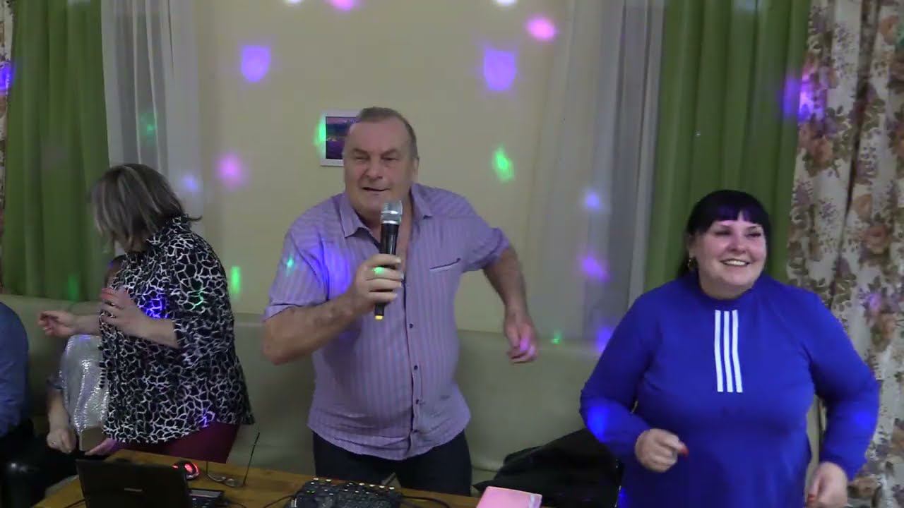 Клип 8 марта Праздники нашей молодости. смотреть онлайн