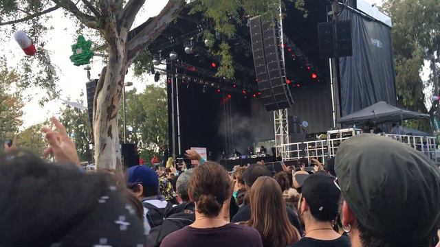 Juicy J @ Beach Goth 4 - Stay Fly Live (Three Six Mafia Cover) 10/25/15 смотреть онлайн