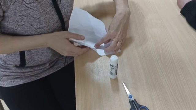 Мастер-класс "Сумочка из бумаги" (СК д. Кугушевские выселки) смотреть онлайн