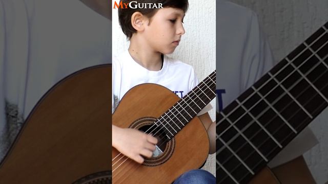 "А я иду, шагаю по Москве". Исполняет Москалик Михаил (9 лет) смотреть онлайн