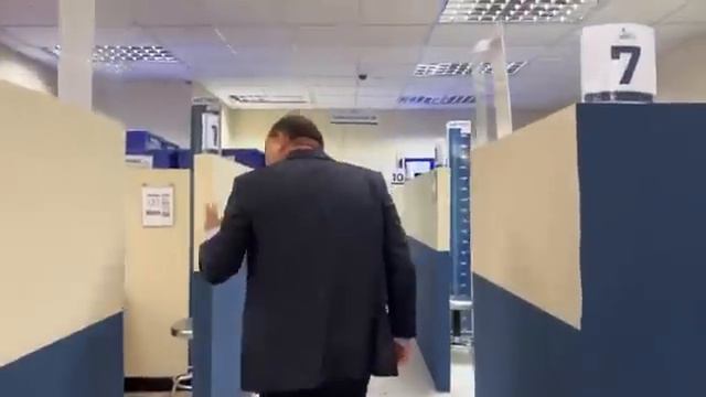 URGENTE CRISTIAN ALVAREZ VISITA EL CENTRO DE EMISION PASAPORTE Y HACE TREMENDO HALLAZGO || GUATEMAL смотреть онлайн