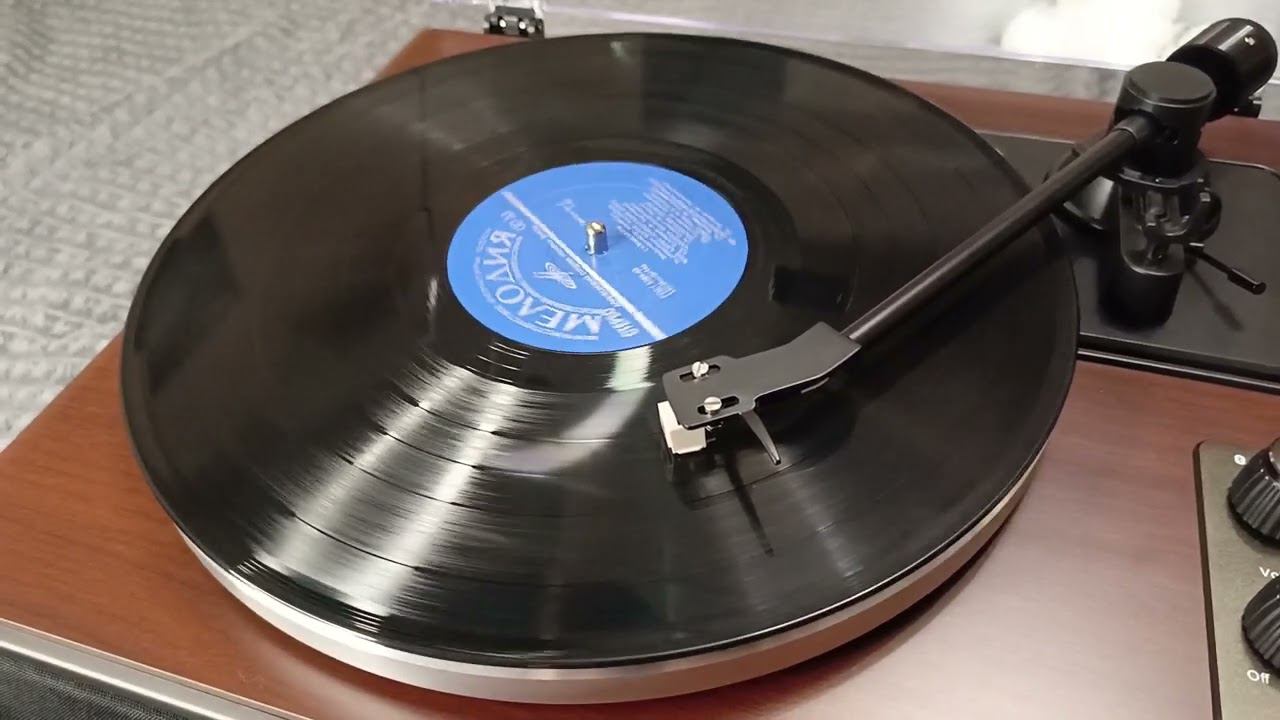 Обзор винилового проигрывателя Lenco LS-470WA c Bluetooth и 4-мя встроенными динамиками смотреть онлайн