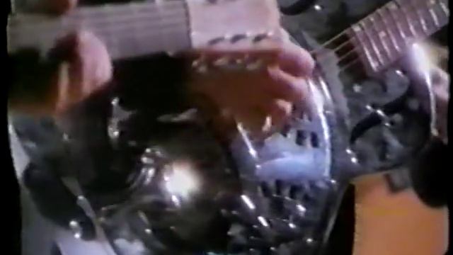 Traveling Wilburys - Wilbury Twist (rare clip!) смотреть онлайн